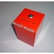 Červená kasička, rozměr 100 x 100 x 150 mm